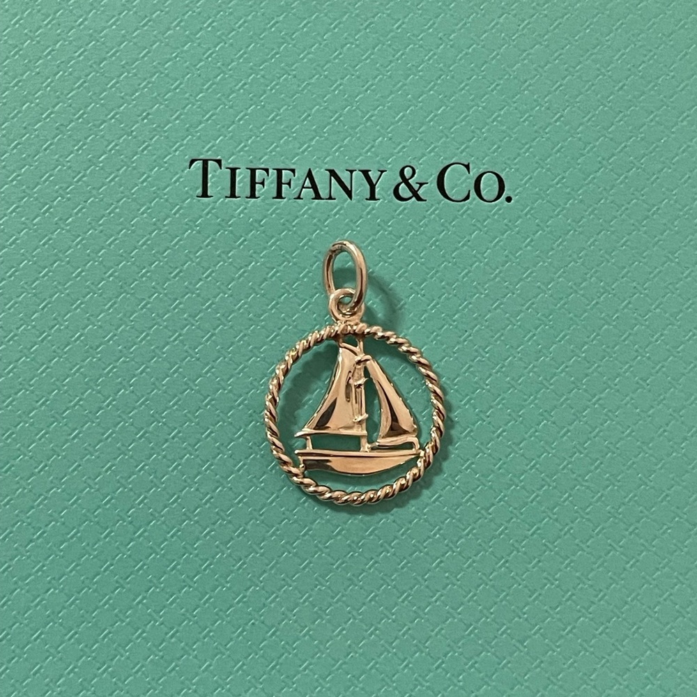 Tiffany sailboat charm - Picture 3 of 4